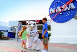 Family Space Adventure - NASA tour (Past)