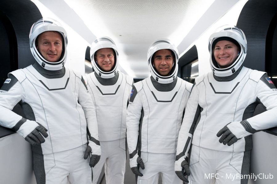Excursion's tour to NASA + Rocket launch (Past)