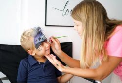 Face painting 